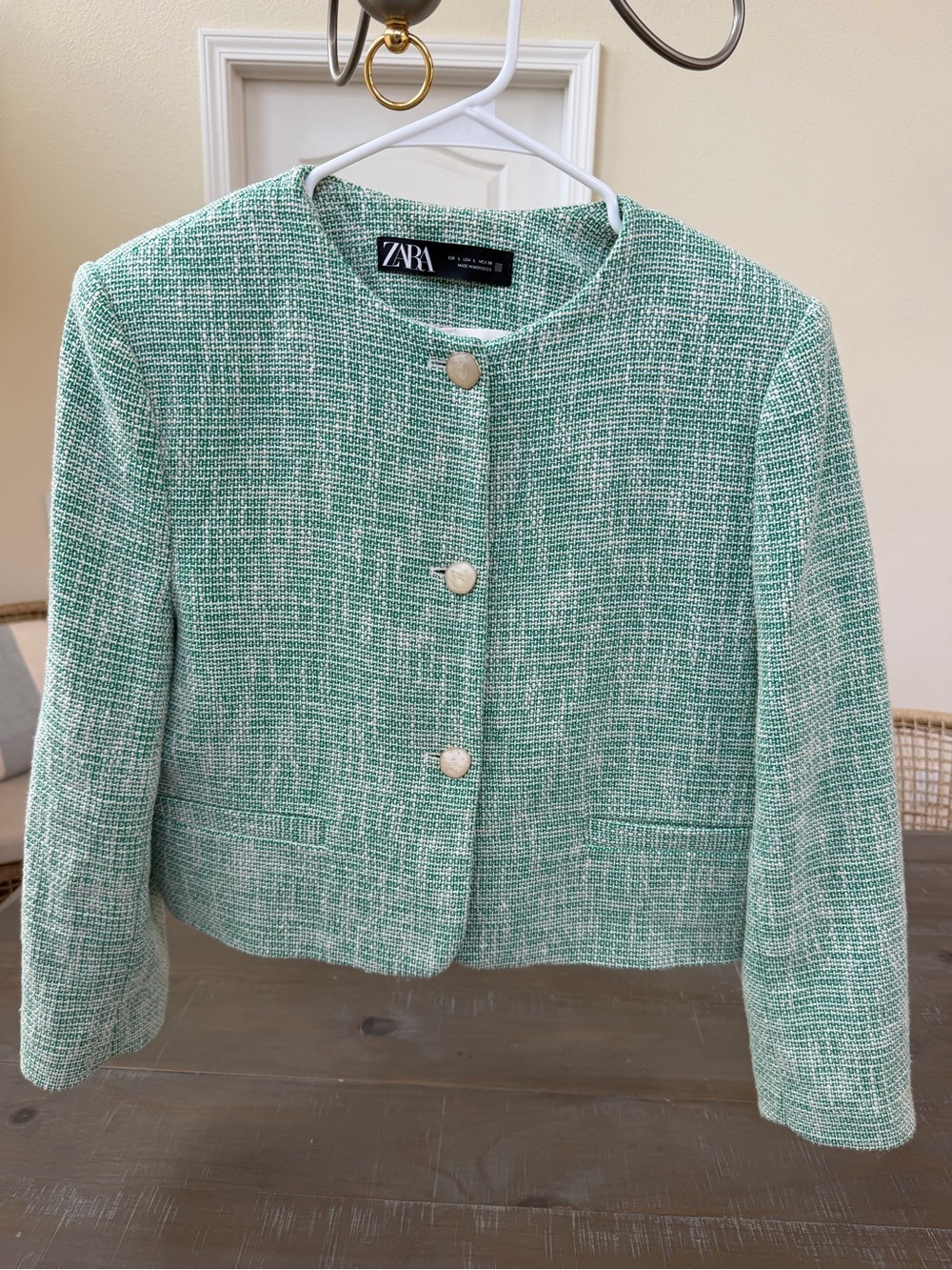 💚 ZARA Green & White Tweed Cropped Jacket – Size L